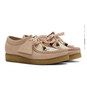 Clarks Originals Pink Wallabee Derbys Size8